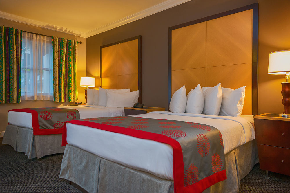 รามาดา บาย วินด์แฮม ไมอามี สปริง/ไมอามี อินเตอร์เนชั่นแนล แอร์พอร์ต Hotel Miami Springs ภายนอก รูปภาพ